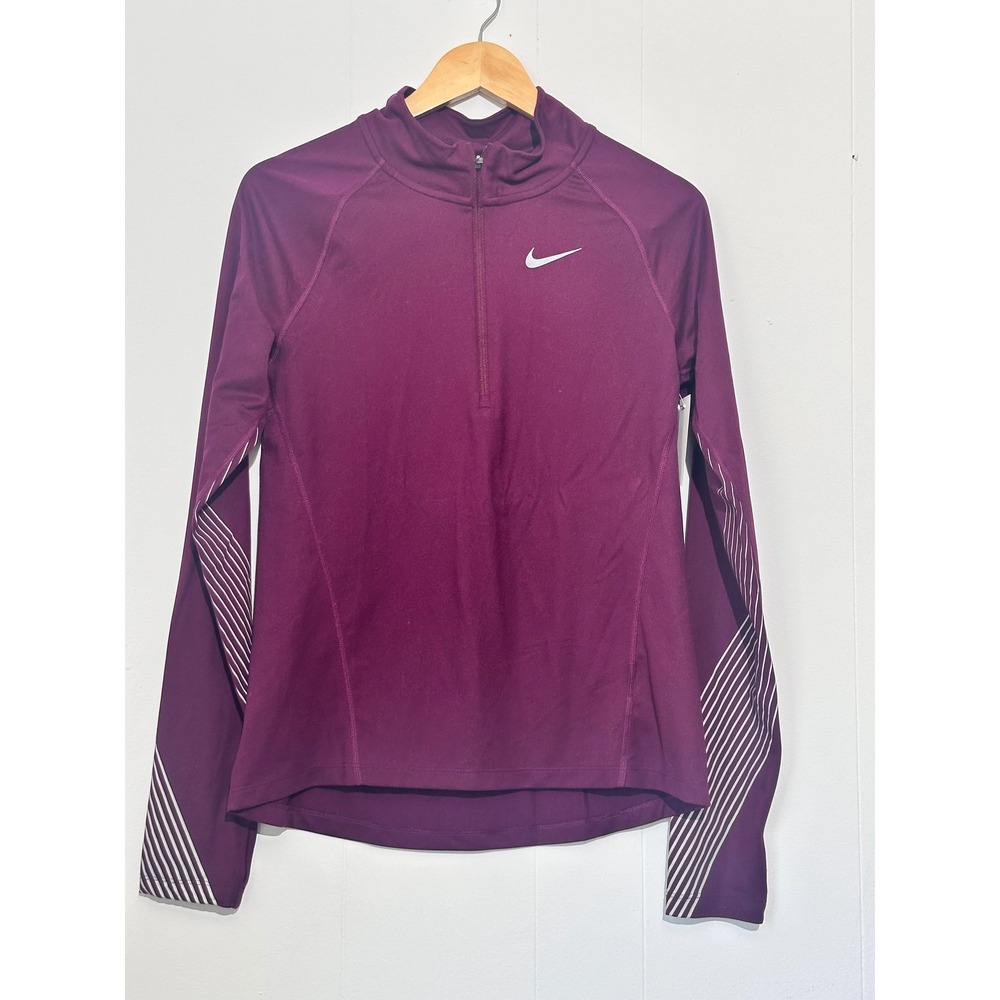 Nike Maroon Workout Set - T-shirt and Quarter zip small